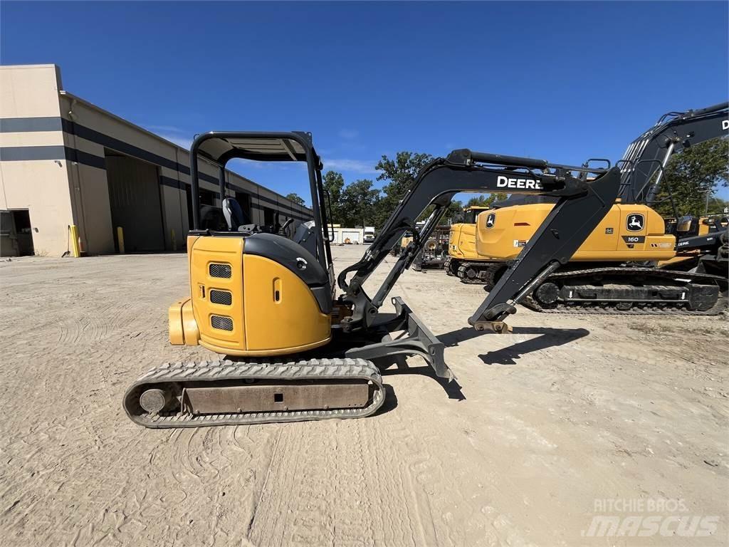 John Deere 35G ミニ油圧ショベル 7t以下（ミニユンボ・ミニディガー）