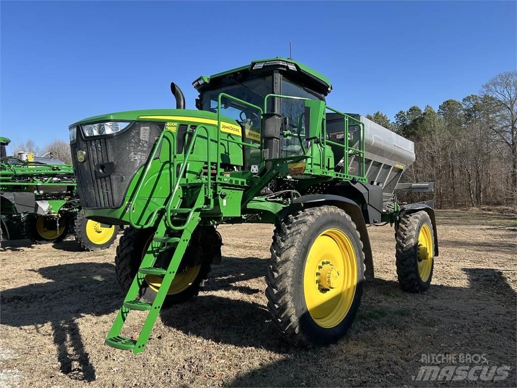 John Deere 400R 牽引型スプレイヤー