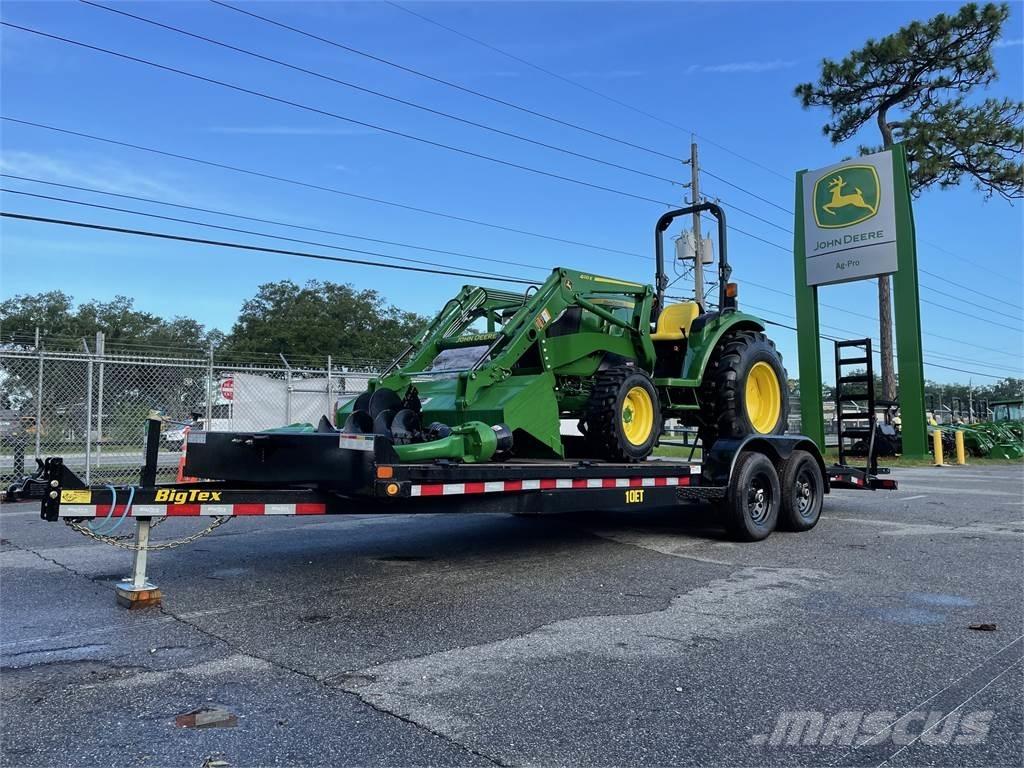 John Deere 4044M トラクター
