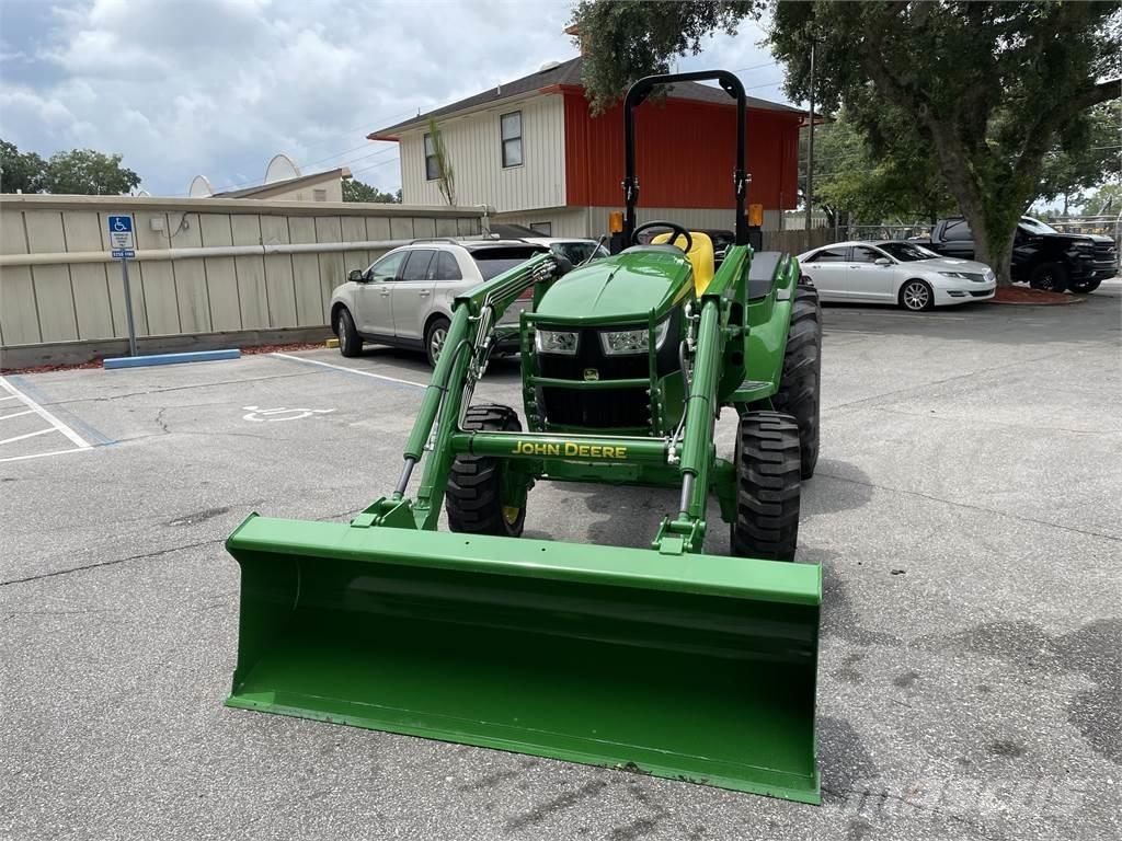 John Deere 4052M トラクター
