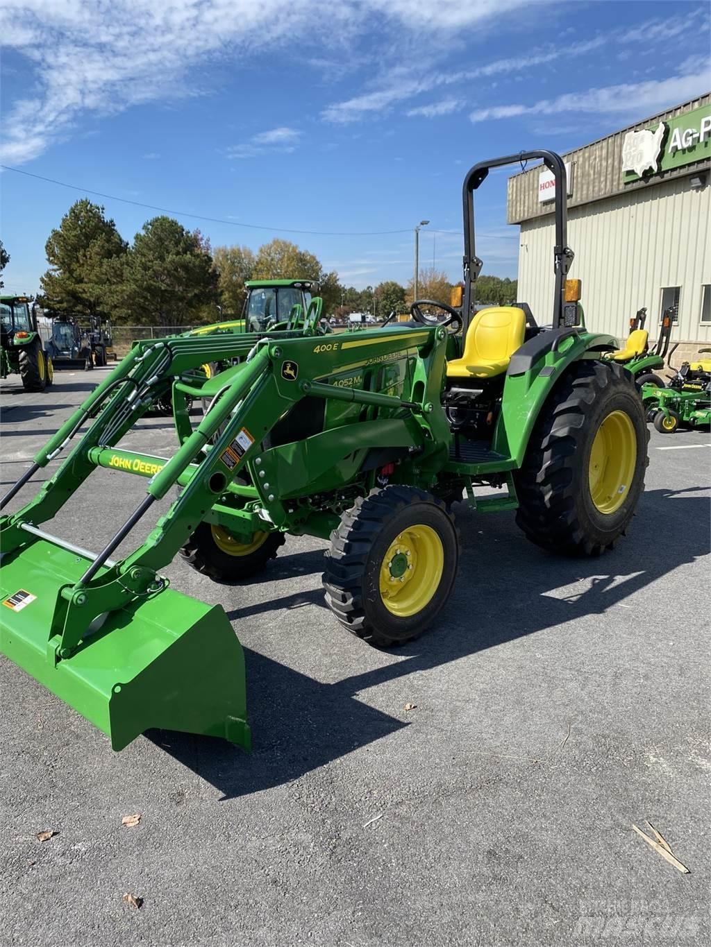John Deere 4052M トラクター