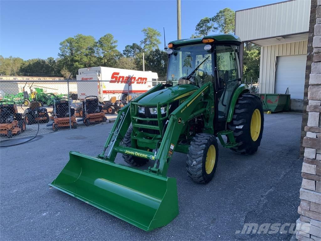 John Deere 4052R トラクター