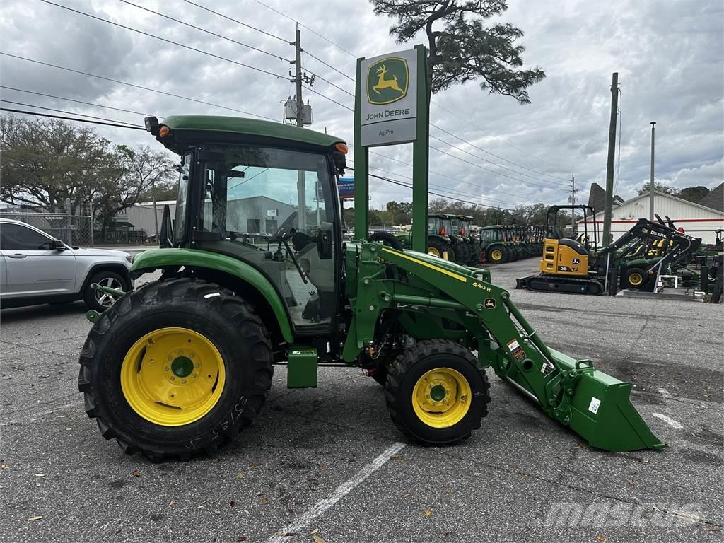 John Deere 4066R トラクター