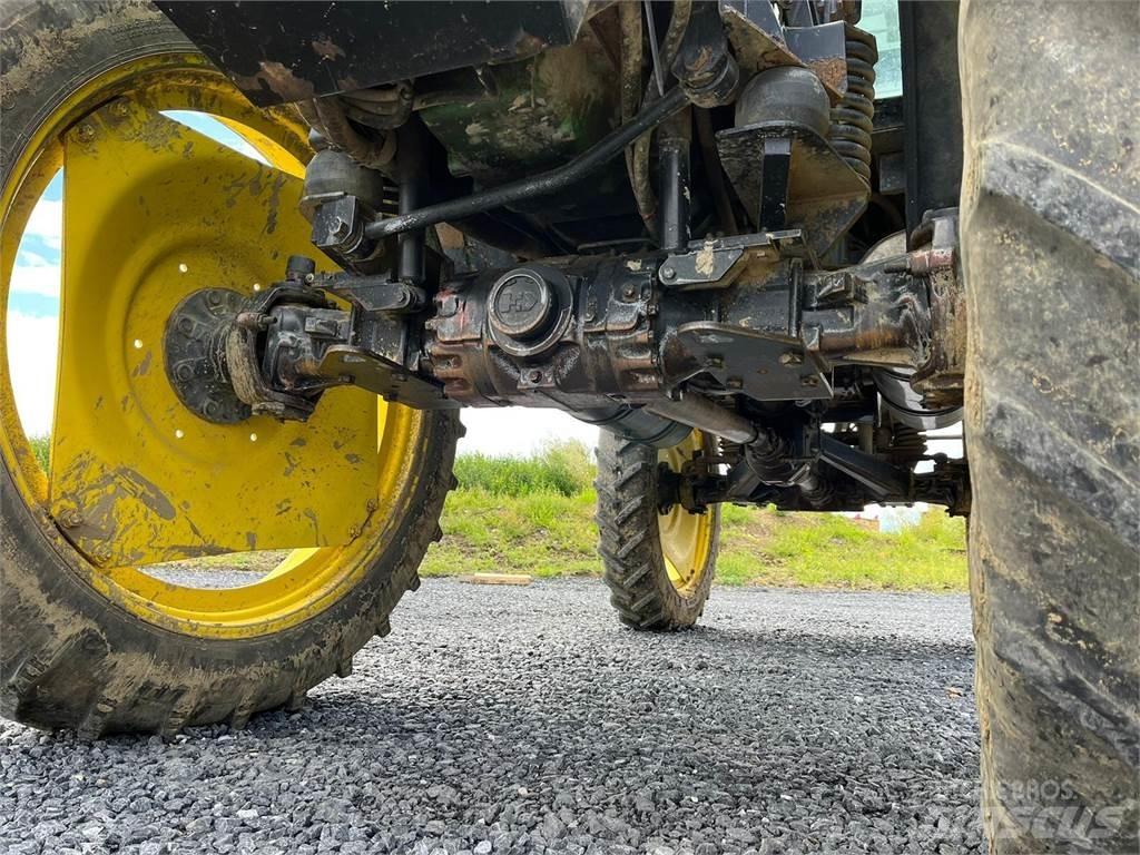 John Deere 4720 牽引型スプレイヤー