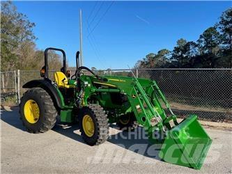 John Deere 5045E トラクター