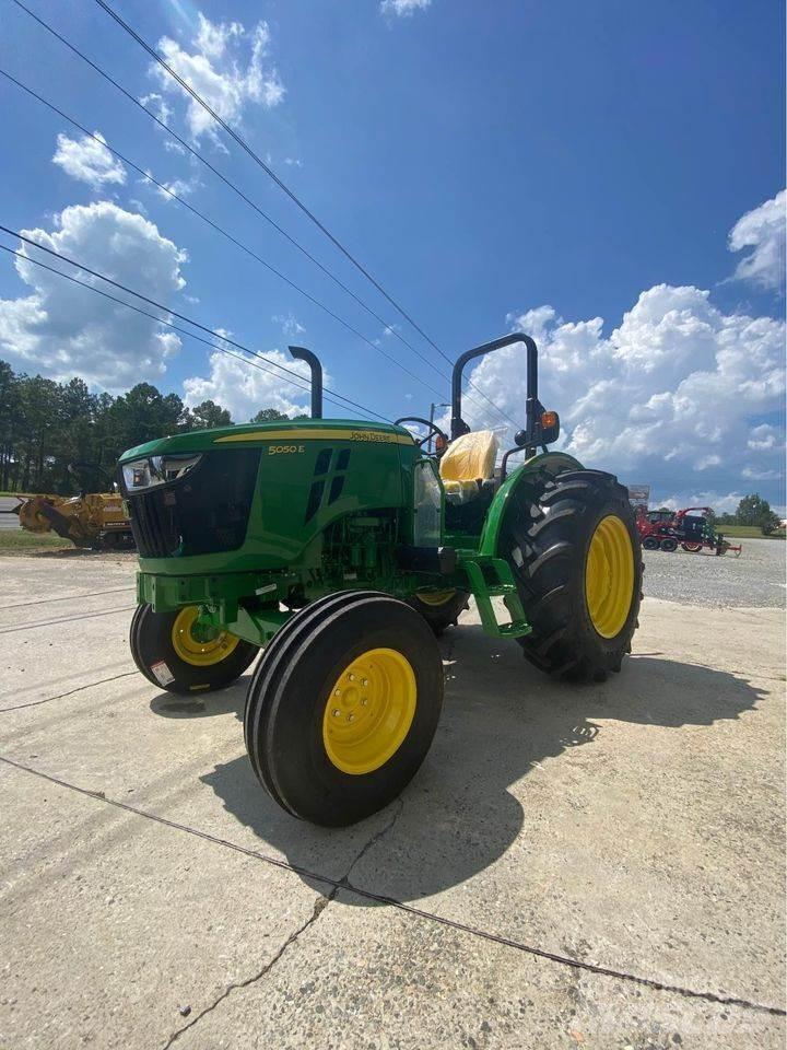 John Deere 5050E トラクター