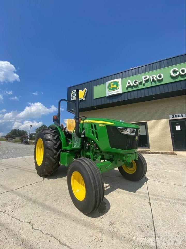 John Deere 5050E トラクター