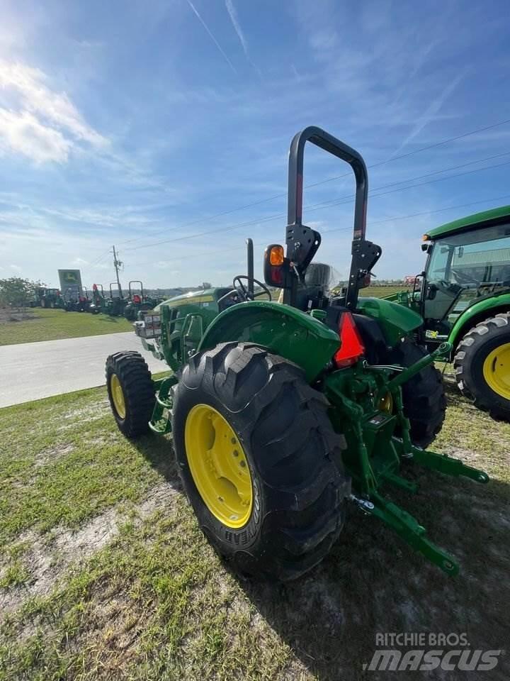 John Deere 5060E トラクター