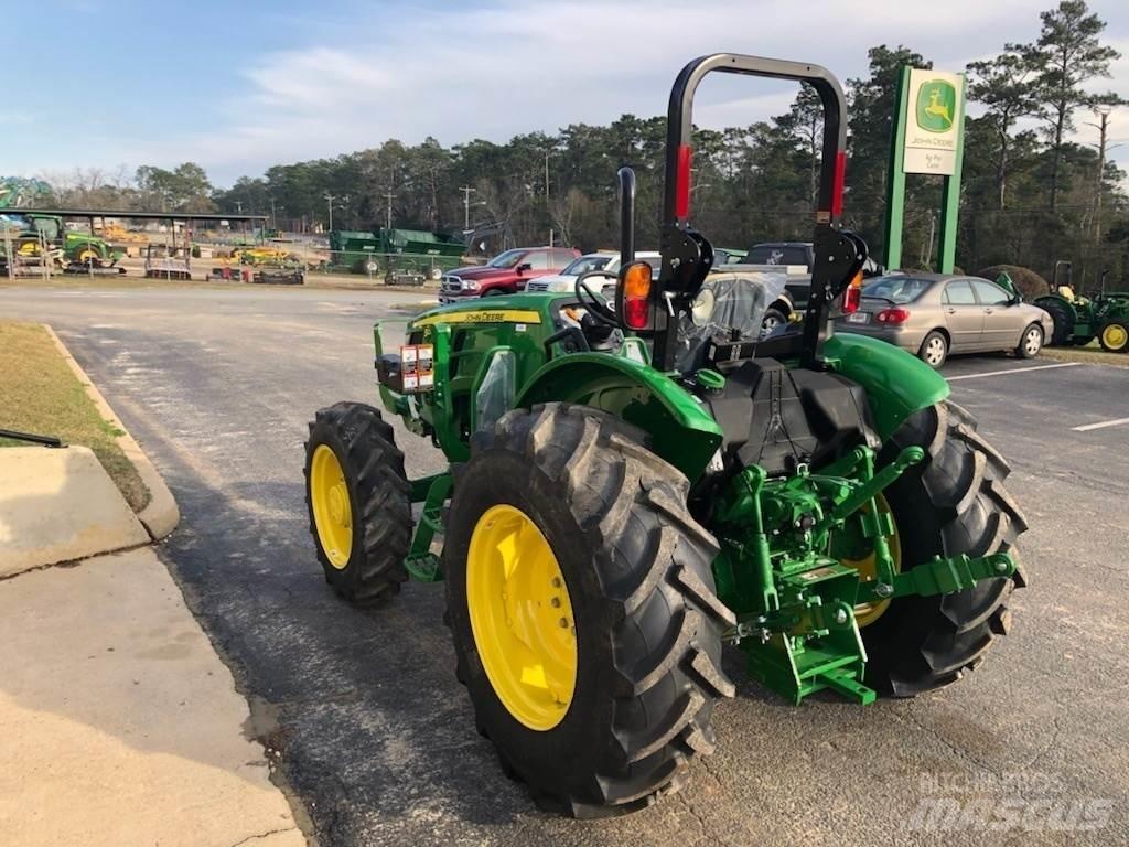 John Deere 5067E トラクター