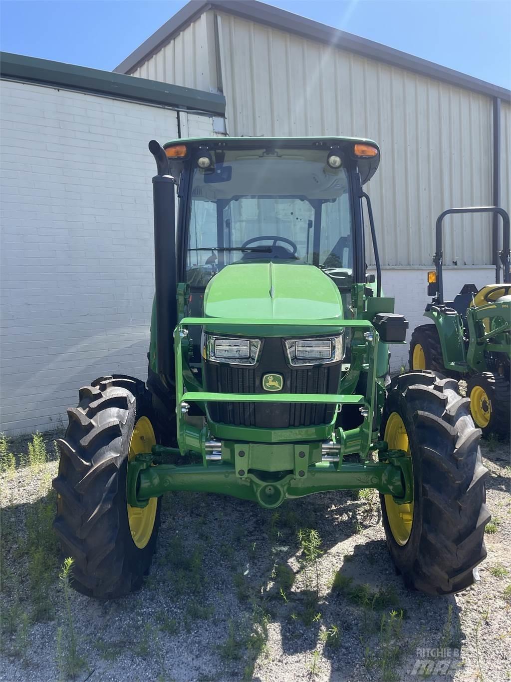 John Deere 5067E トラクター