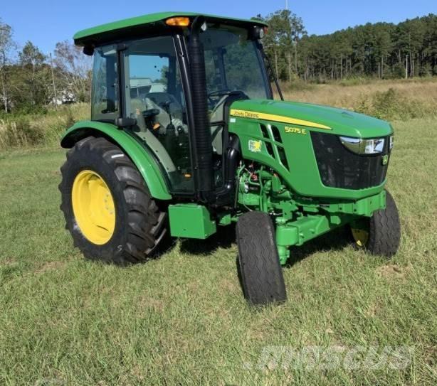John Deere 5075E トラクター