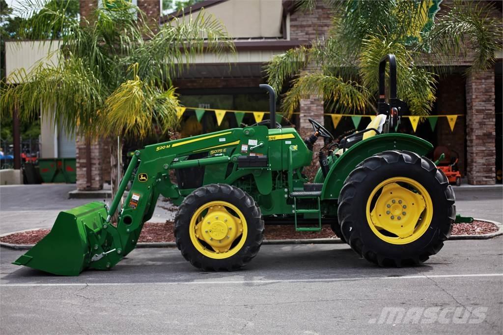 John Deere 5075E トラクター