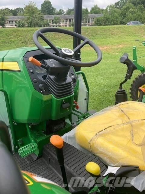 John Deere 5075E トラクター