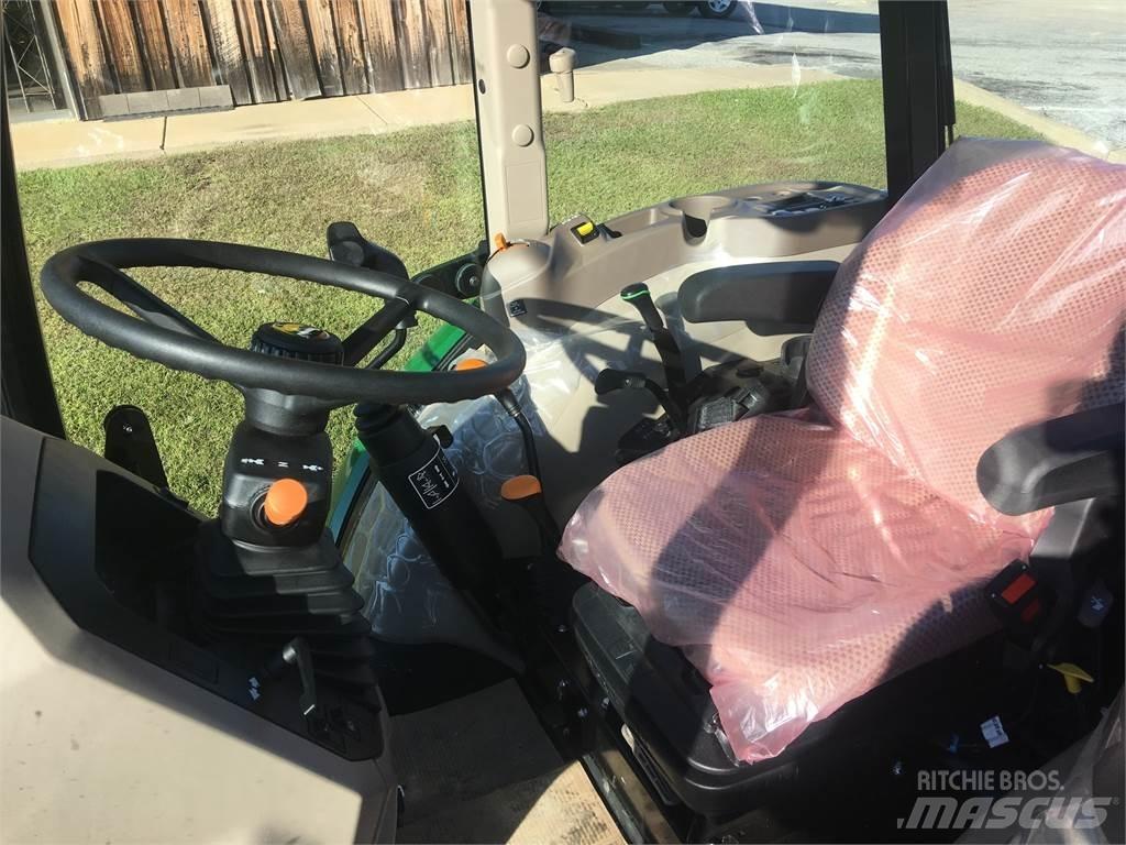 John Deere 5075E トラクター