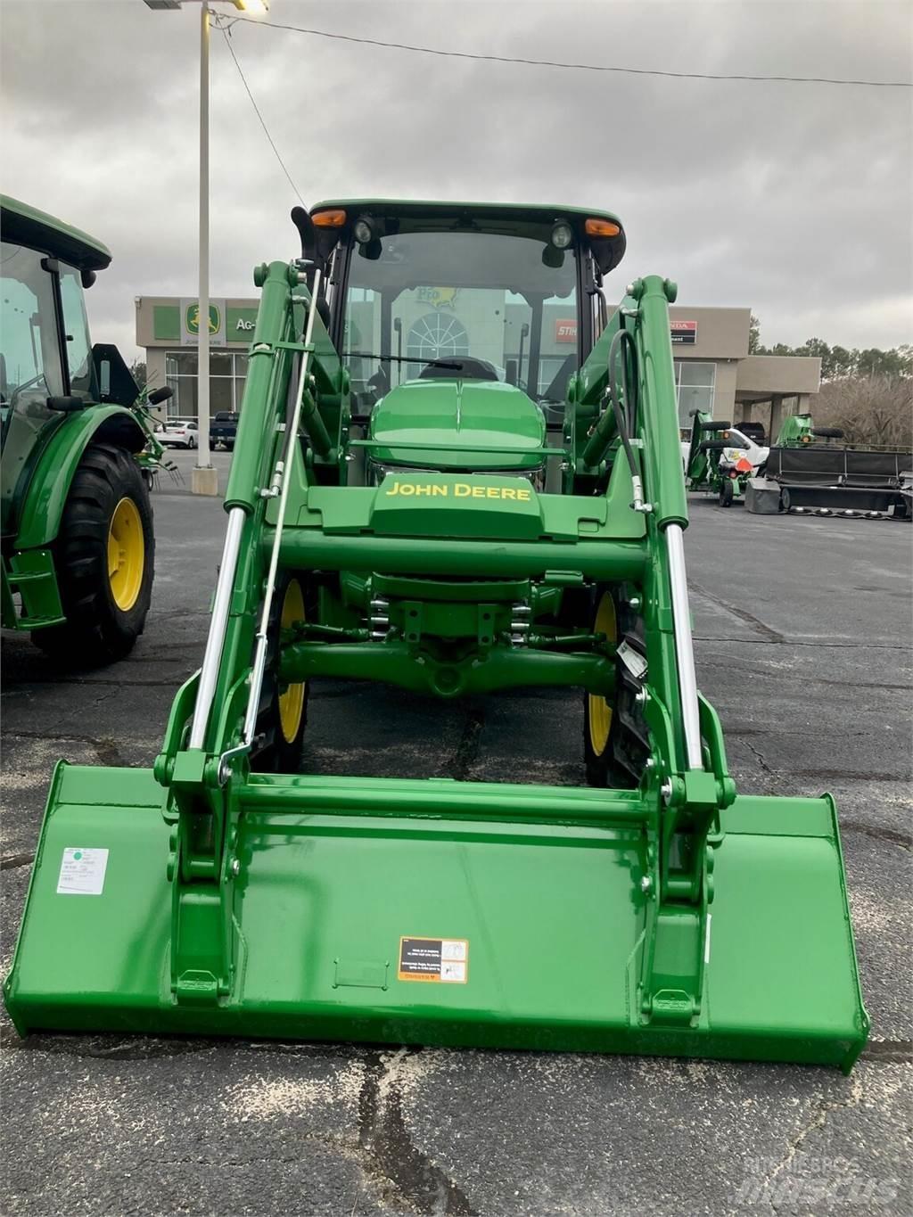 John Deere 5075E トラクター