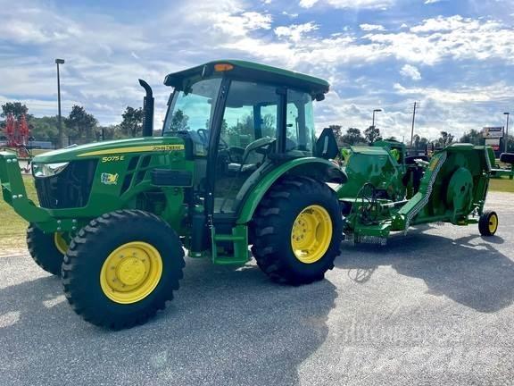 John Deere 5075E トラクター