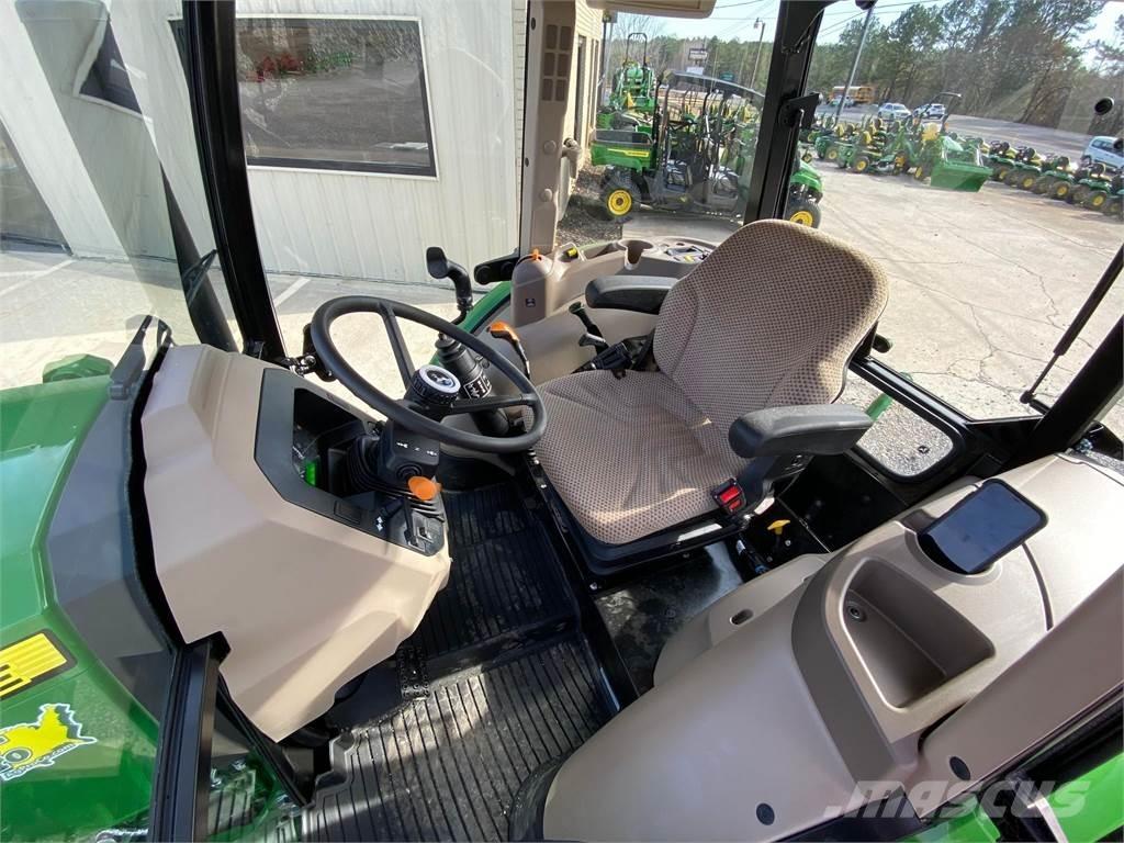 John Deere 5075E トラクター