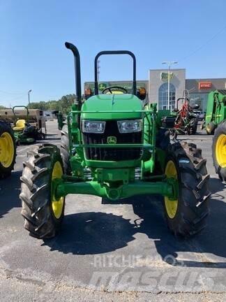 John Deere 5075E トラクター