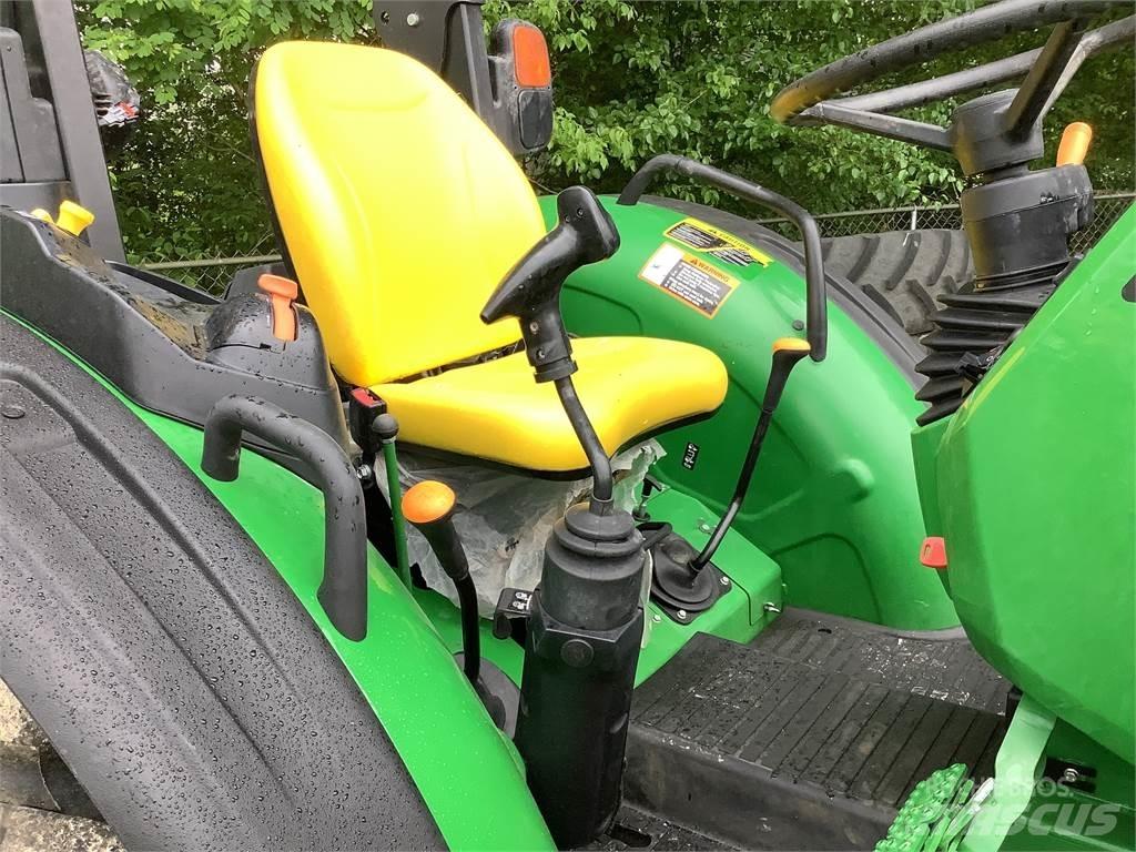 John Deere 5075E コンパクトトラクター