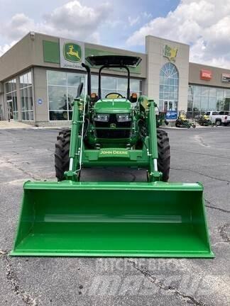 John Deere 5075E トラクター