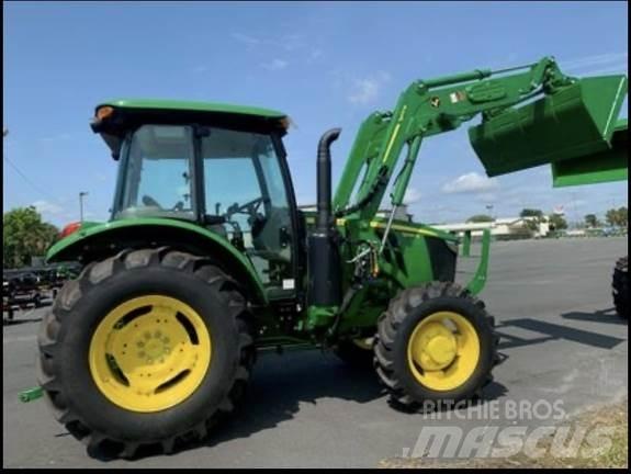 John Deere 5100E トラクター