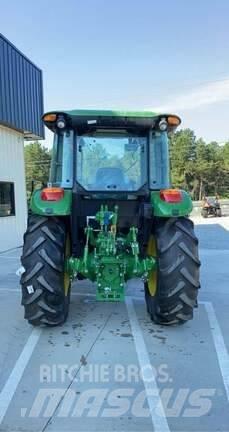 John Deere 5100E コンパクトトラクター