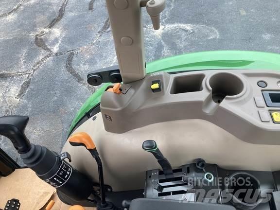 John Deere 5100E トラクター