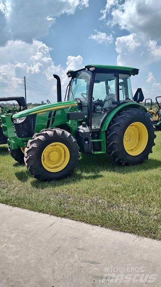 John Deere 5105M トラクター