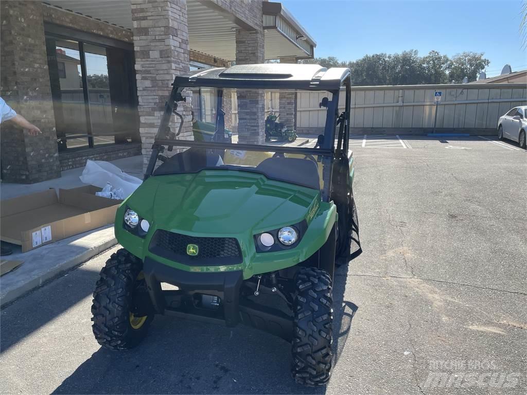 John Deere 560E ユーティリティー機械