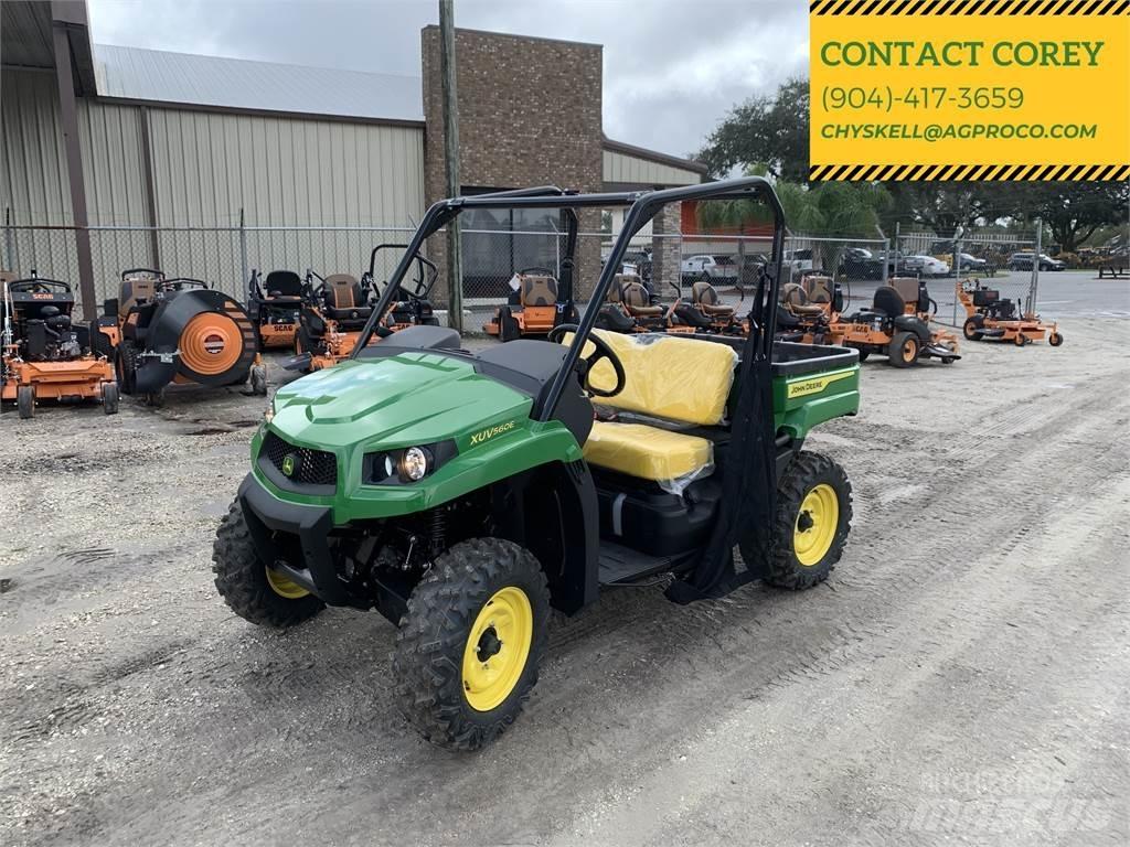 John Deere 560E ユーティリティー機械