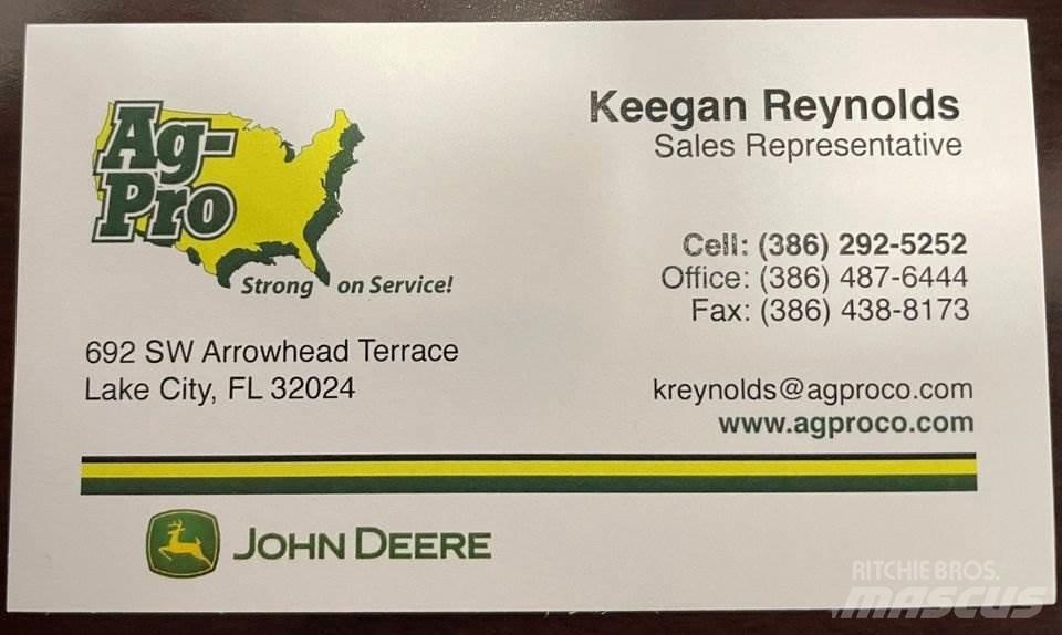 John Deere 560E ユーティリティー機械