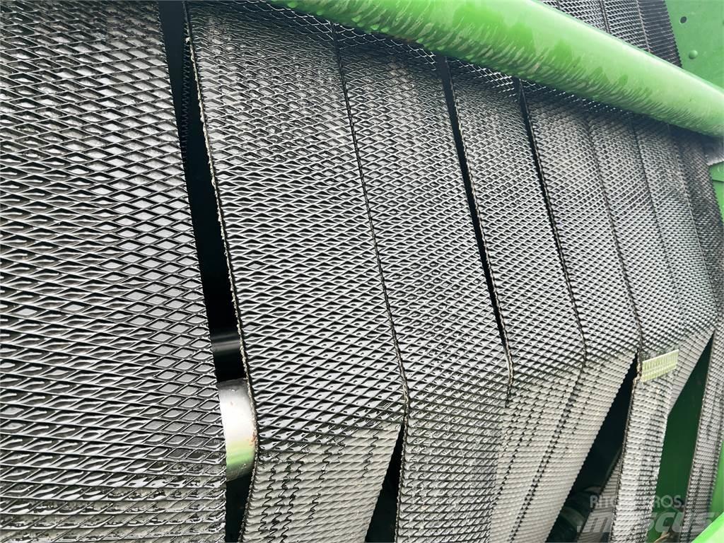 John Deere 560M ラウンドベーラー