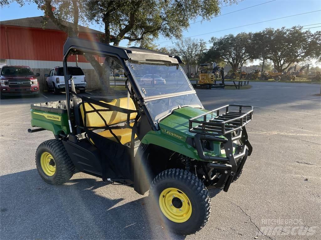 John Deere 590E ユーティリティー機械