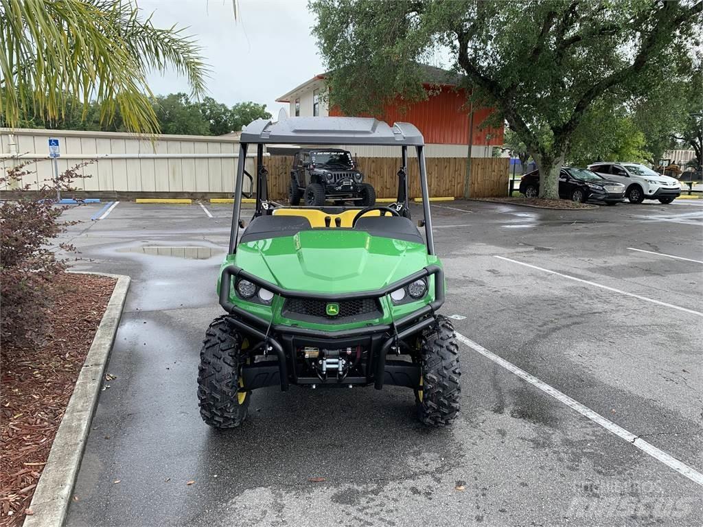 John Deere 590M ユーティリティー機械