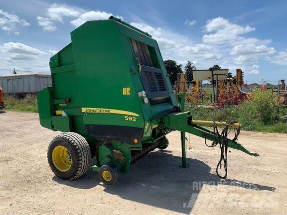 John Deere 592 ラウンドベーラー