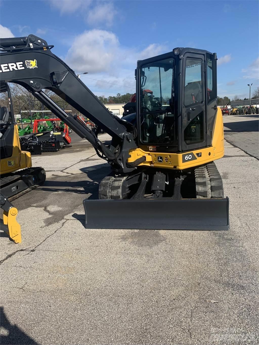 John Deere 60 P ミニ油圧ショベル 7t以下（ミニユンボ・ミニディガー）