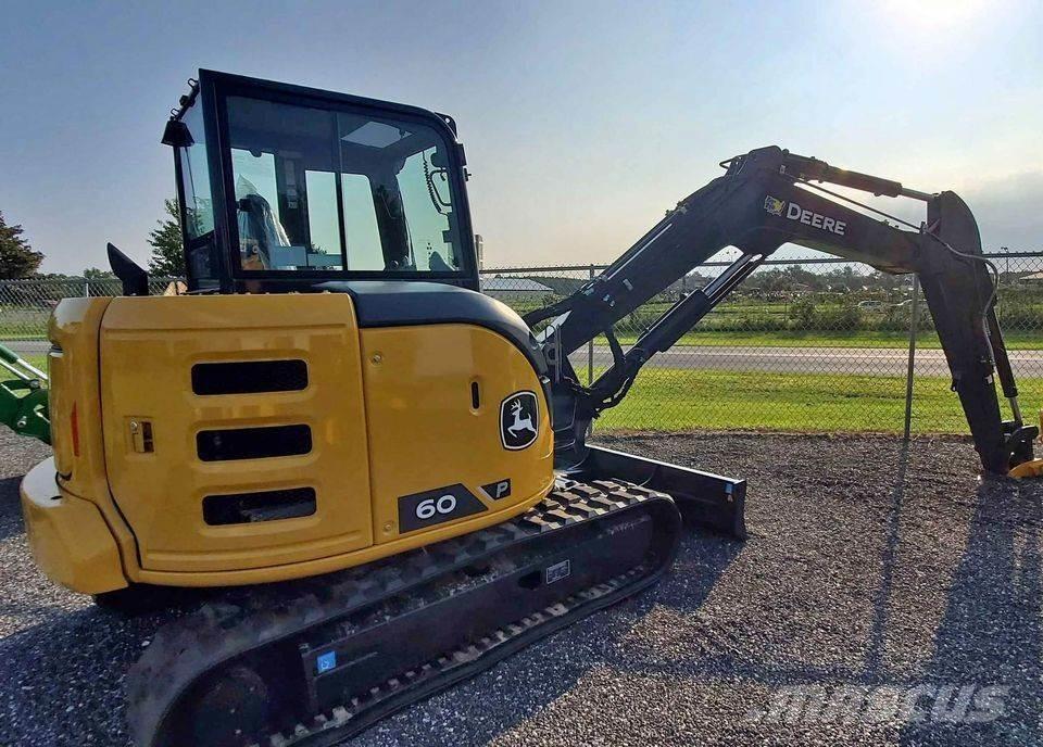 John Deere 60 P ミニ油圧ショベル 7t以下（ミニユンボ・ミニディガー）