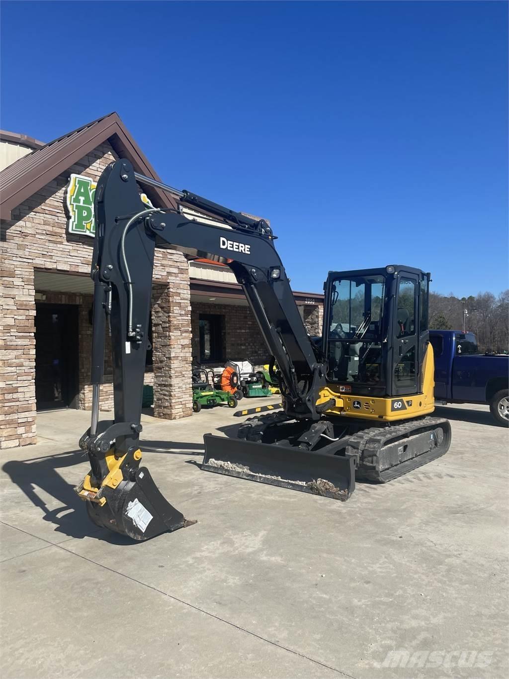 John Deere 60 P ミニ油圧ショベル 7t以下（ミニユンボ・ミニディガー）