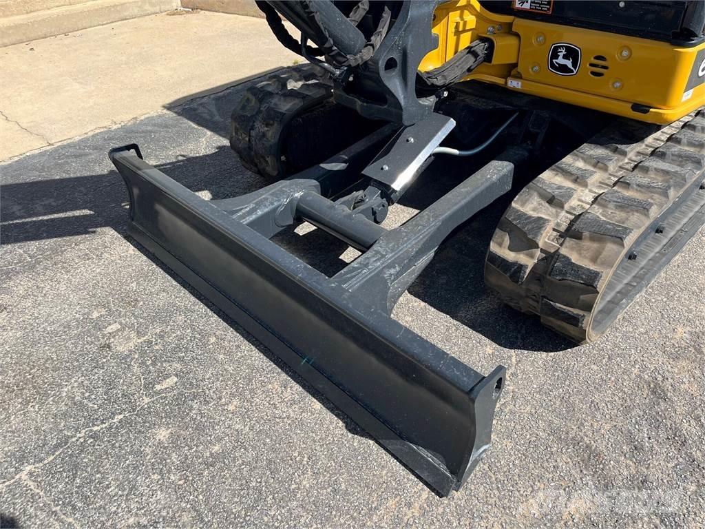 John Deere 60 P ミニ油圧ショベル 7t以下（ミニユンボ・ミニディガー）