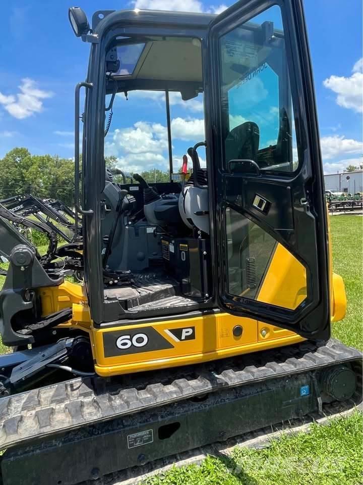 John Deere 60 P ミニ油圧ショベル 7t以下（ミニユンボ・ミニディガー）