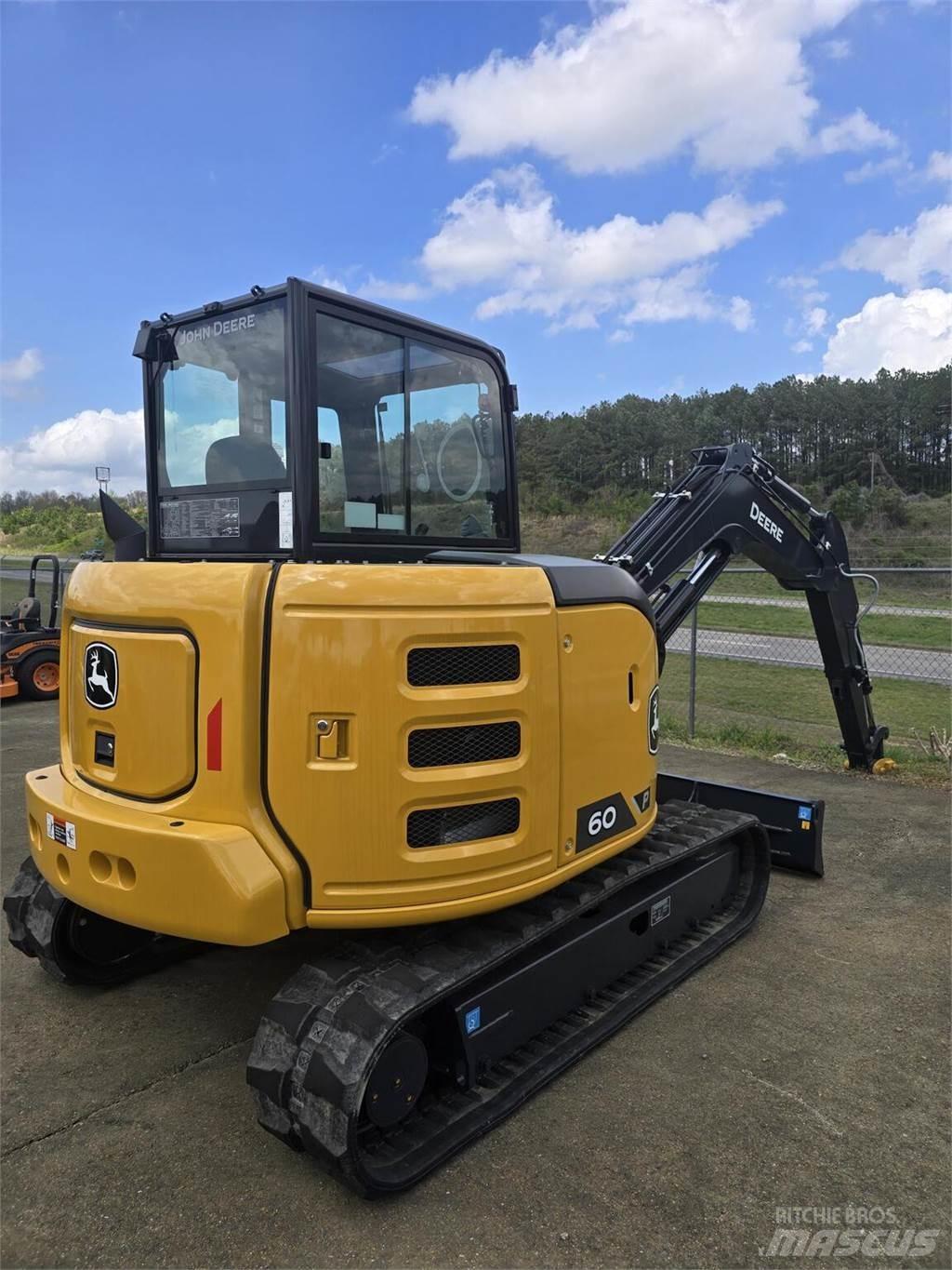 John Deere 60 P ミニ油圧ショベル 7t以下（ミニユンボ・ミニディガー）