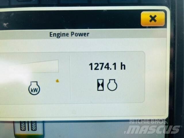 John Deere 600R 牽引型スプレイヤー