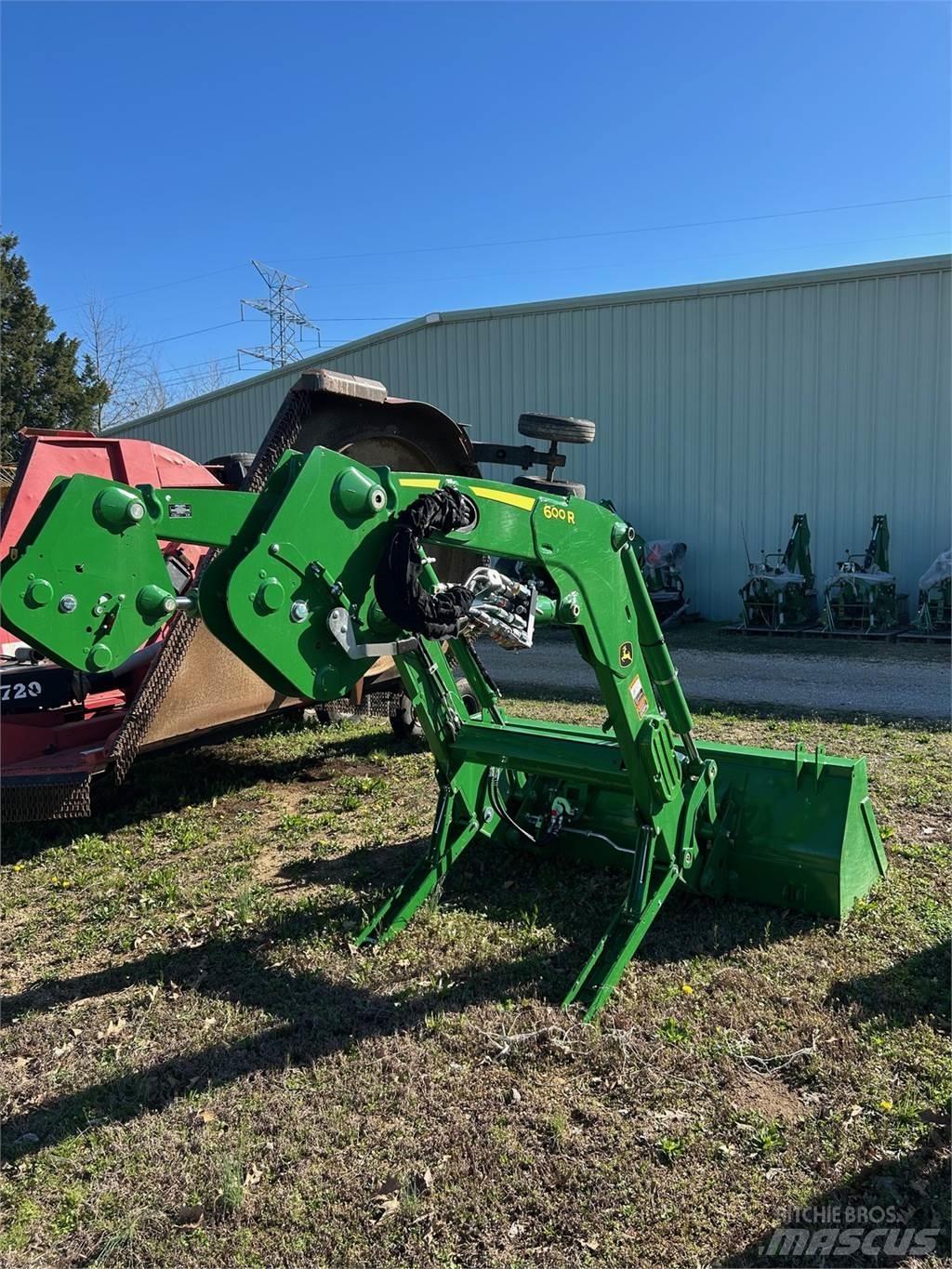 John Deere 600R トラクター