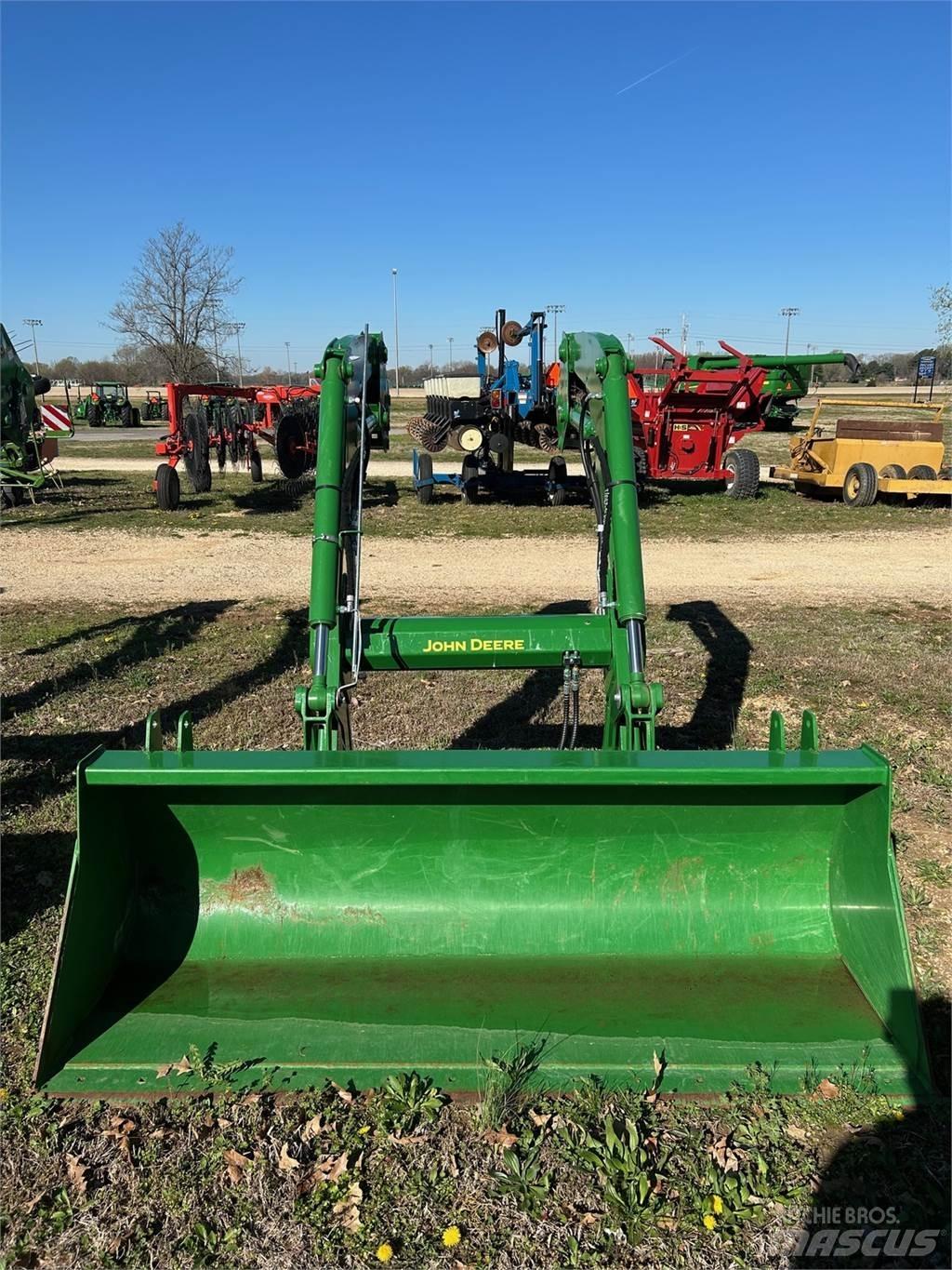 John Deere 600R トラクター