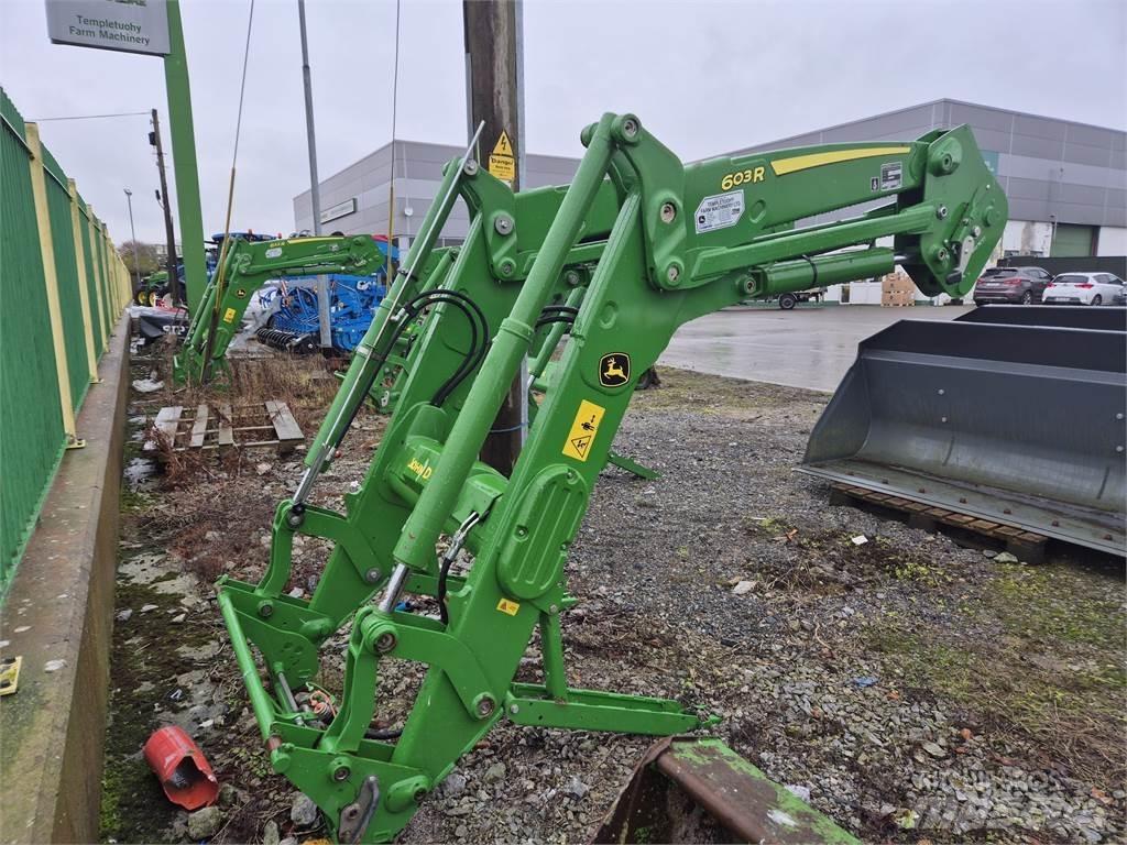 John Deere 603R トラクター