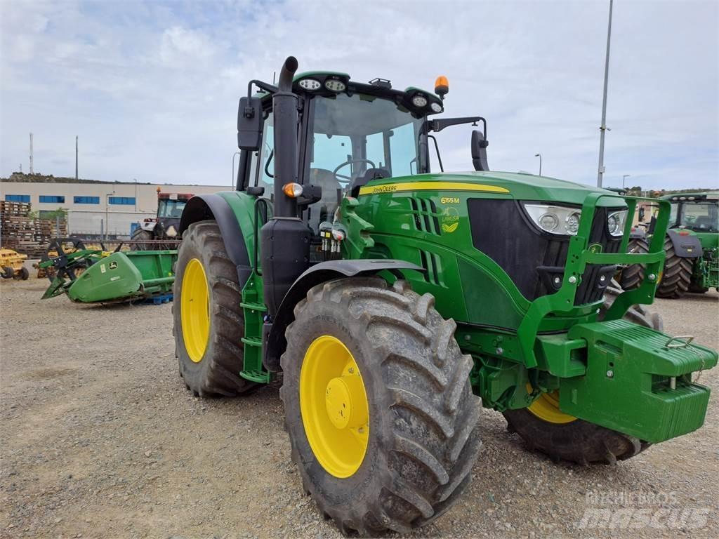 John Deere 6155M トラクター