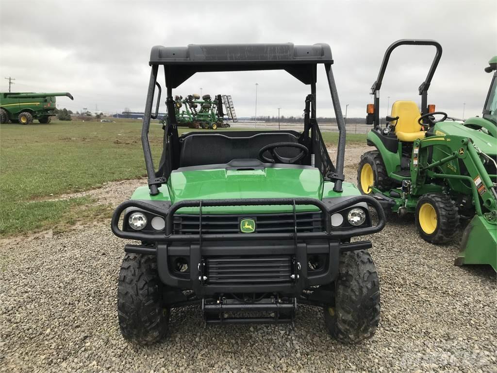 John Deere 615E ユーティリティー機械