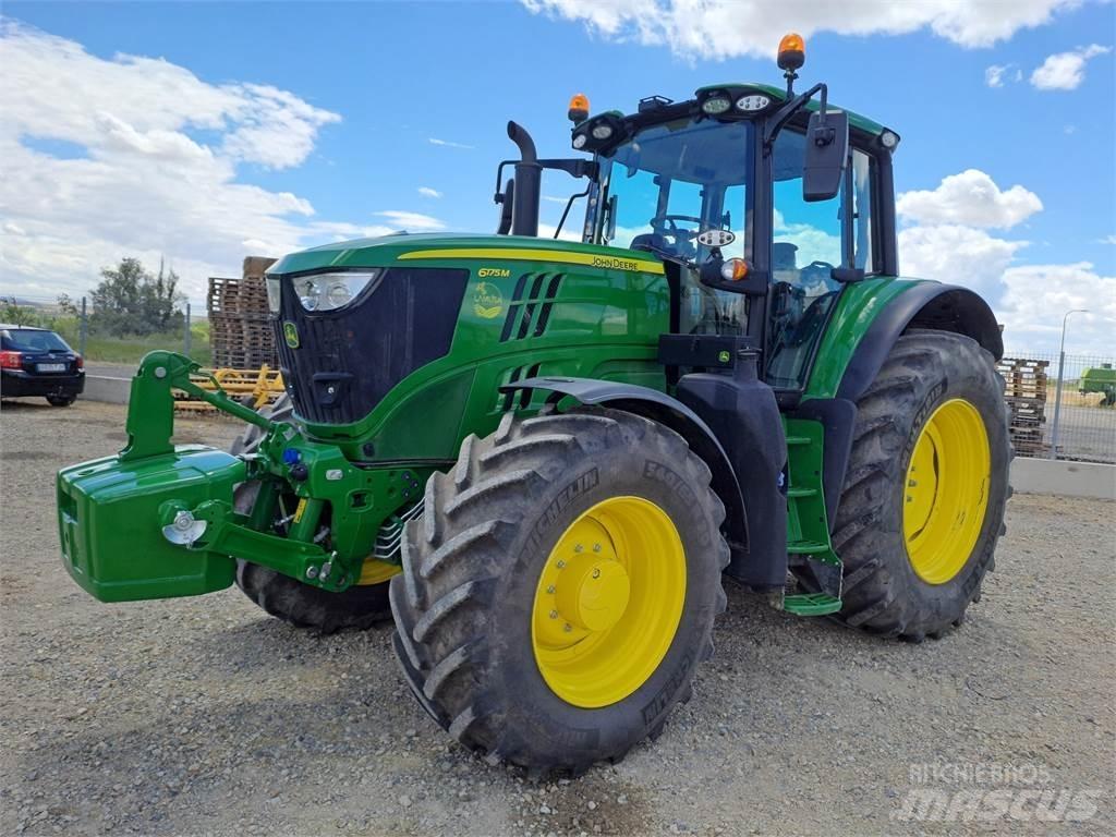 John Deere 6175M トラクター