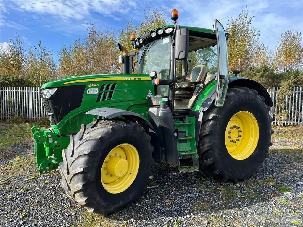 John Deere 6215R トラクター