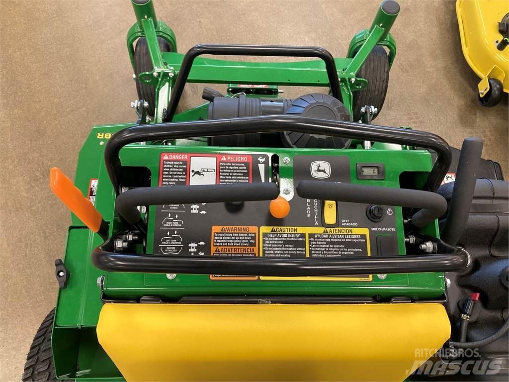John Deere 648R 乗用・自走モア/芝刈り機